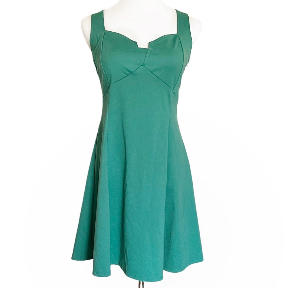 Skater Emerald Green Fit & Flare Cut Out  Sleeveless Green Flirty JustFa… - Picture 2 of 13